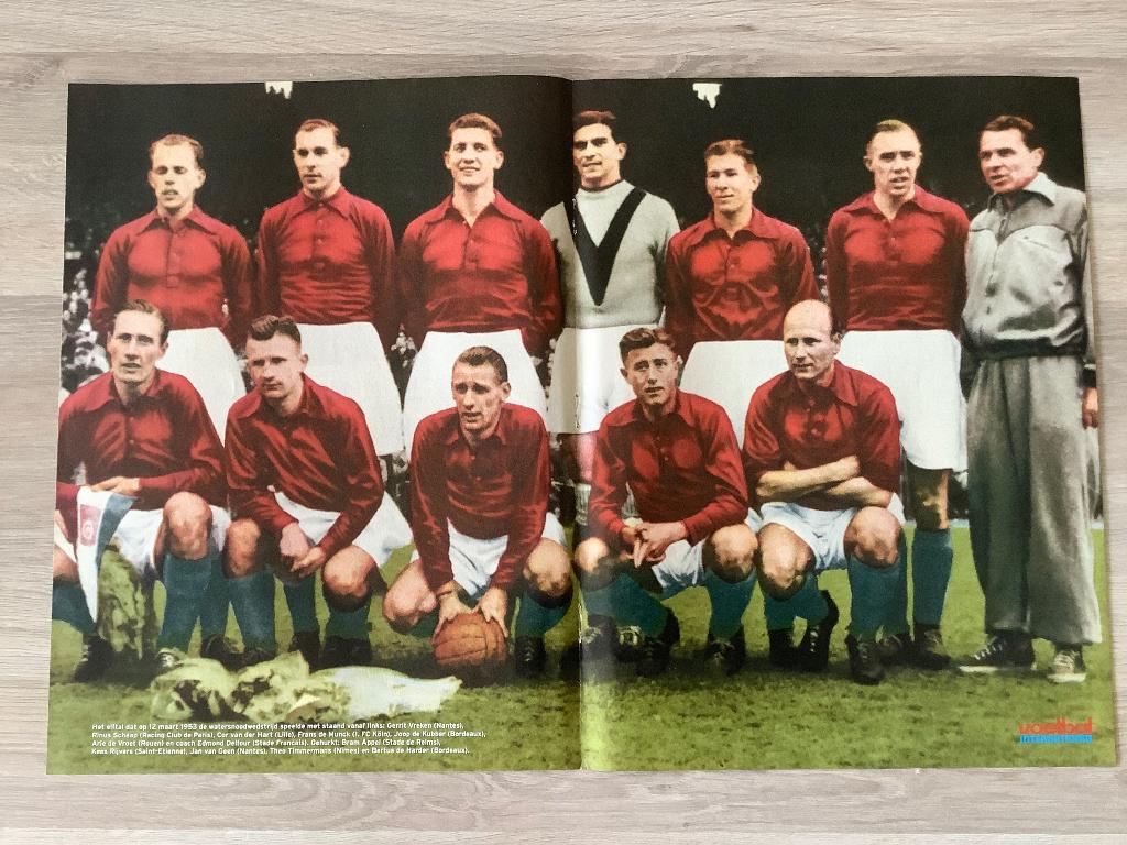 Poster elftal van watersnoodwedstrijd in 1953, Ophalen of Verzenden, Zo goed als nieuw, Overige binnenlandse clubs, Poster, Plaatje of Sticker