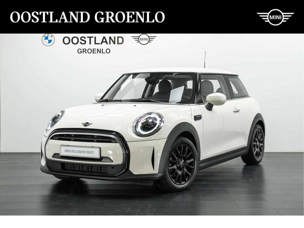 MINI Hatchback One Classic / Sportstoelen / LED / Multifunct, Voorwielaandrijving, Gebruikt, Met garantie (alle), 4 stoelen