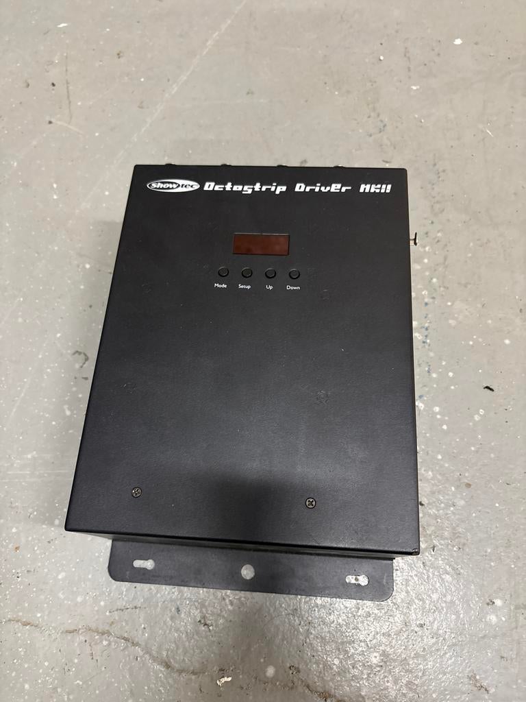 Showtec Octostrip Driver MKII, Muziek en Instrumenten, Ophalen, Gebruikt, Licht