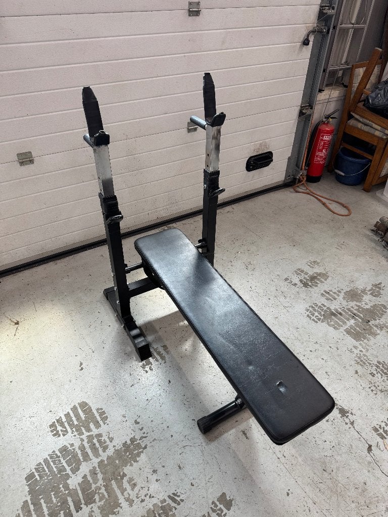 Inklapbare Halterbank met Haltersteunen & Dip-handles, Sport en Fitness, Fitnessmaterialen, Ophalen of Verzenden, Gebruikt, Borst
