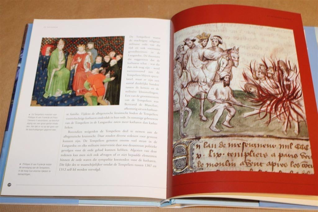 De Katharen — Geïllustreerde Geschiedenis van de Ketters, Ophalen of Verzenden, Zo goed als nieuw, Europa