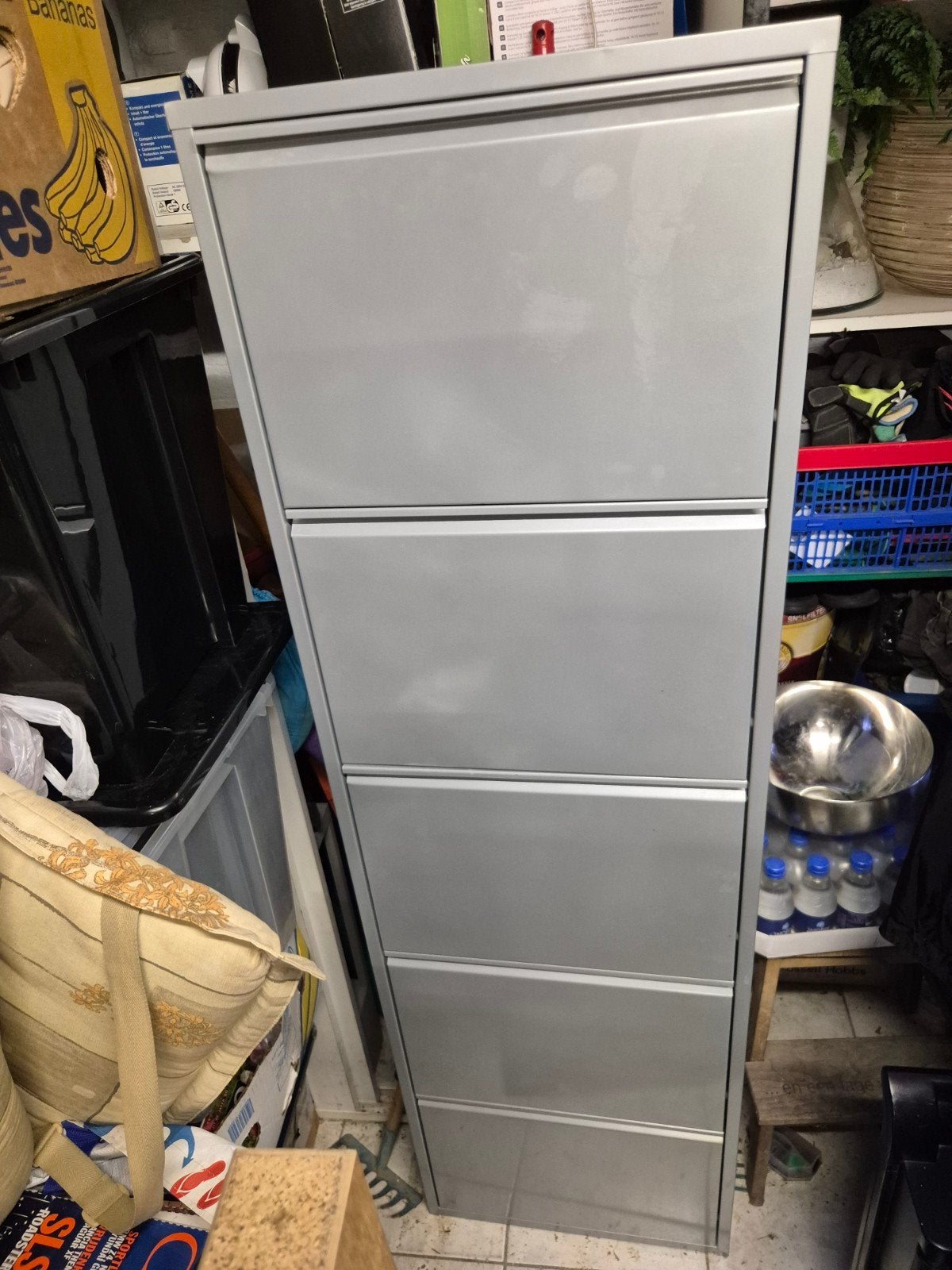 Grijze metalen schoenenkast met 5 vakken, Ophalen of Verzenden, Gebruikt, Modern