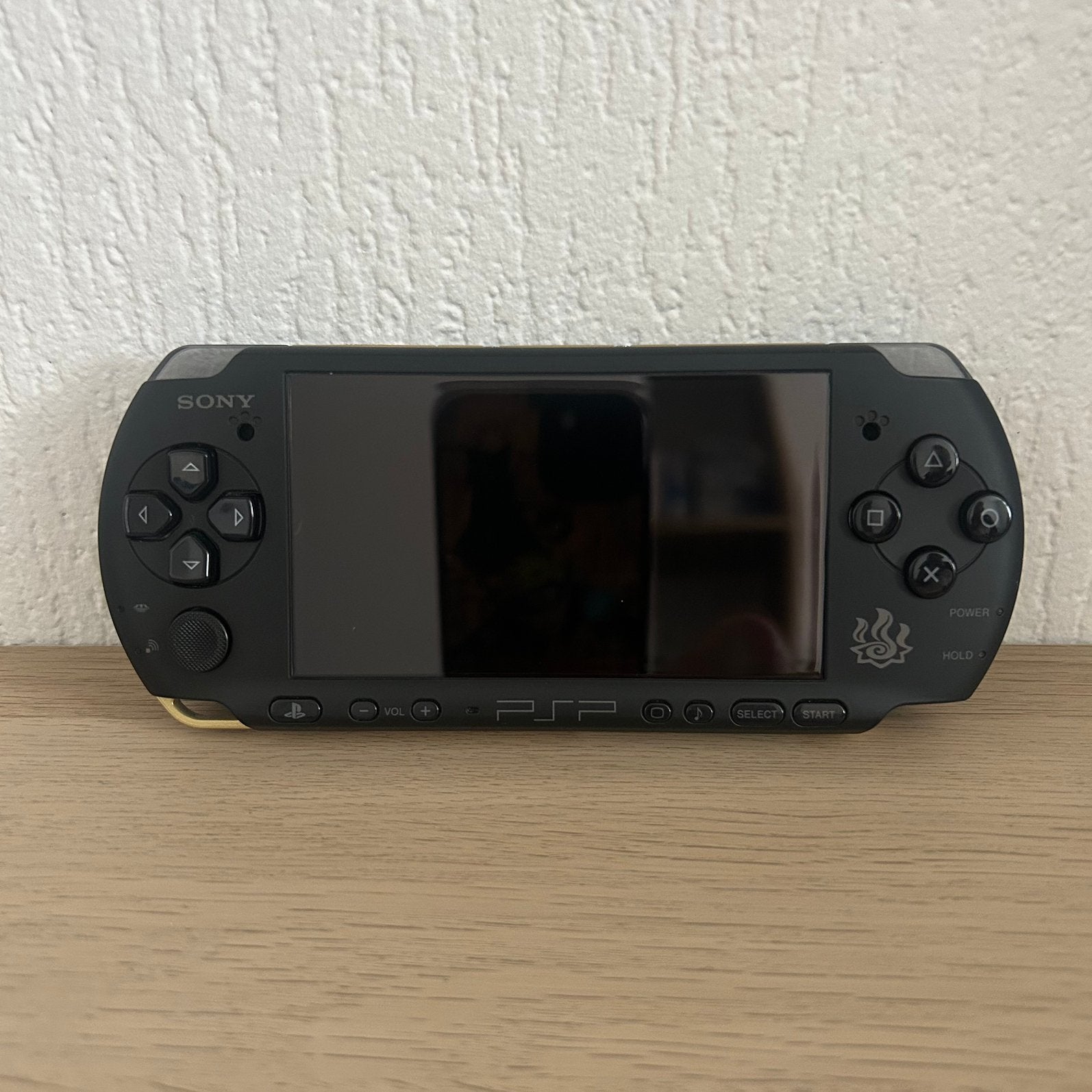 PlayStation Portable PSP-3000 Monster Hunter Portable 3rd E, Spelcomputers en Games, Spelcomputers | Sony PSP, Verzenden, Zo goed als nieuw