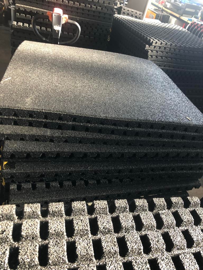 Rubberen vloer stal mat matten  1 x 1 m x 4 cm, Ophalen, Mat, Rubberen, Fitnessmat