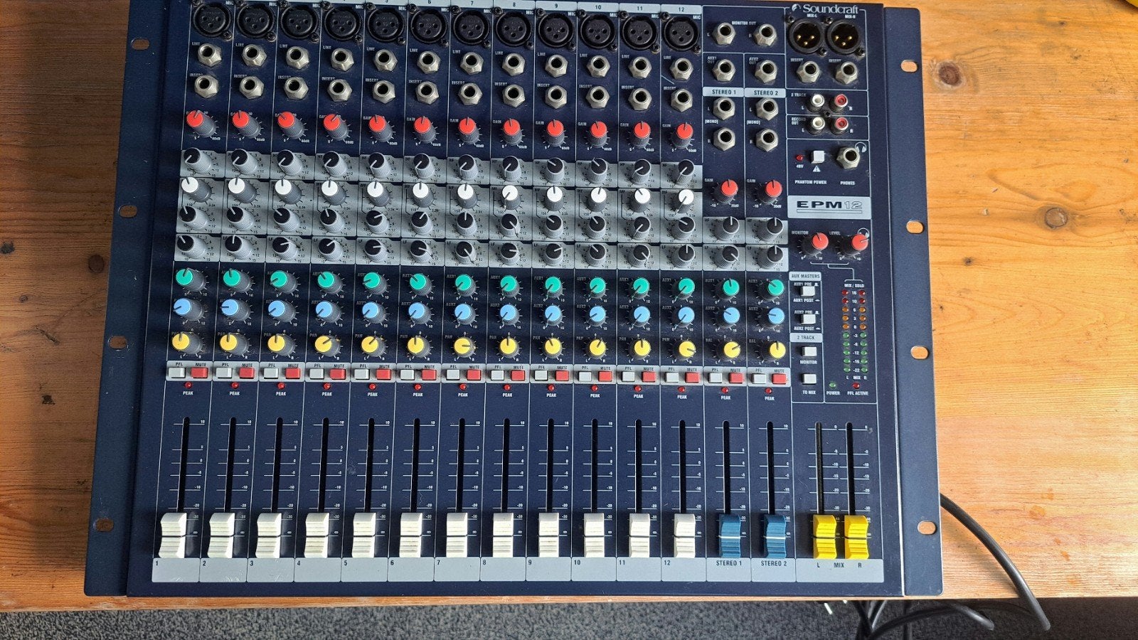Soundcraft EPM12, Muziek en Instrumenten, Ophalen of Verzenden, 10 tot 20 kanalen