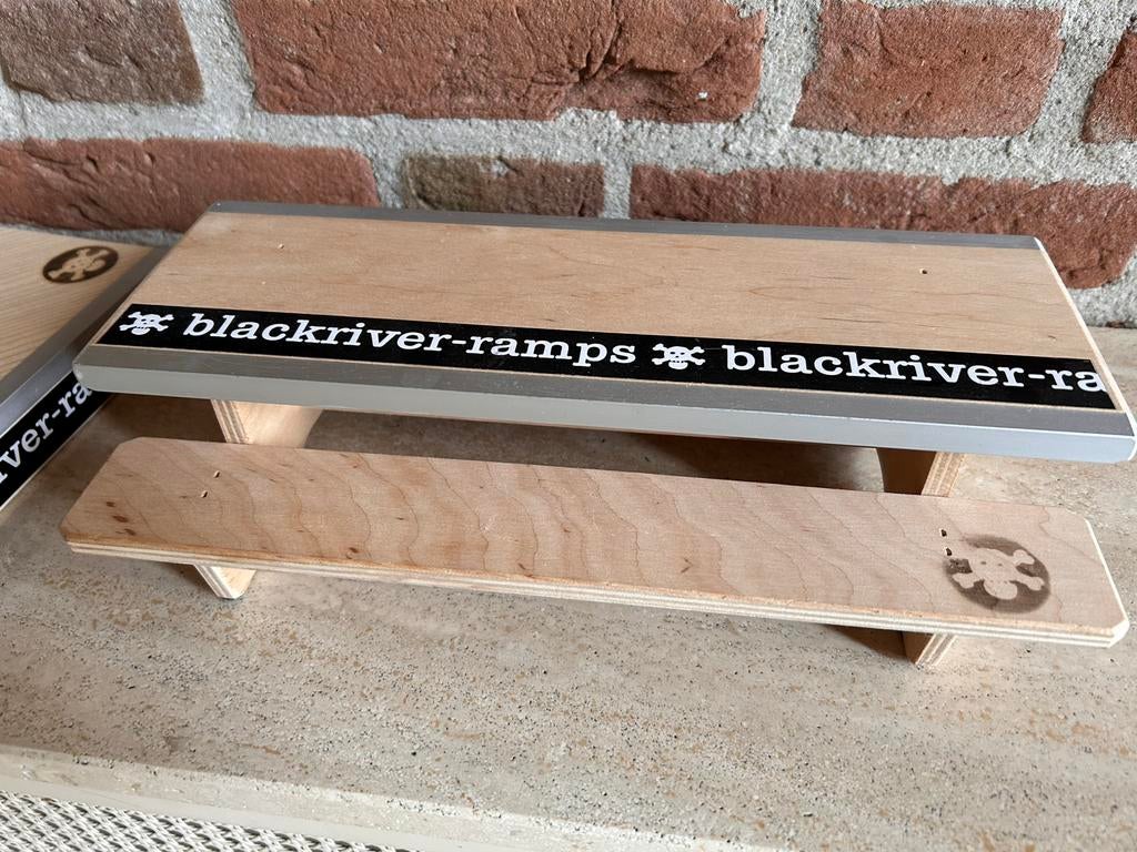 Blackriver Ramps bench / rail (fingerboard), Sport en Fitness, Skateboarden, Ophalen of Verzenden, Zo goed als nieuw, Overige typen