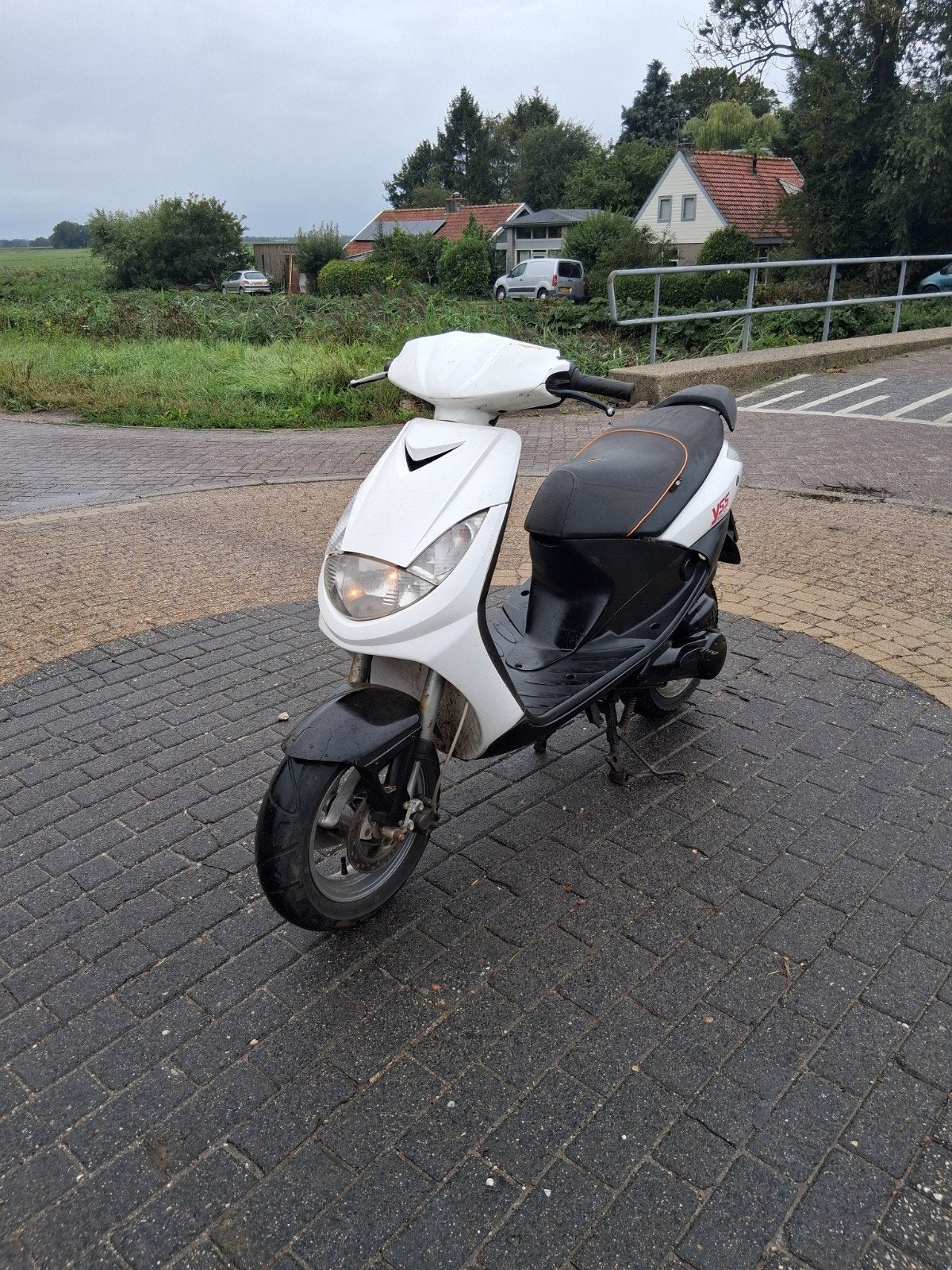 vivacity snor 50cc, Fietsen en Brommers, Scooters | Peugeot, Ophalen, Tweetakt, Maximaal 45 km/u, Zo goed als nieuw