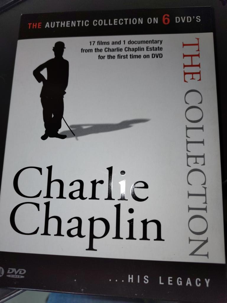Charlie Chaplin The Authentic Collection op 6 DVD's, Alle leeftijden, Ophalen, Gebruikt, Boxset