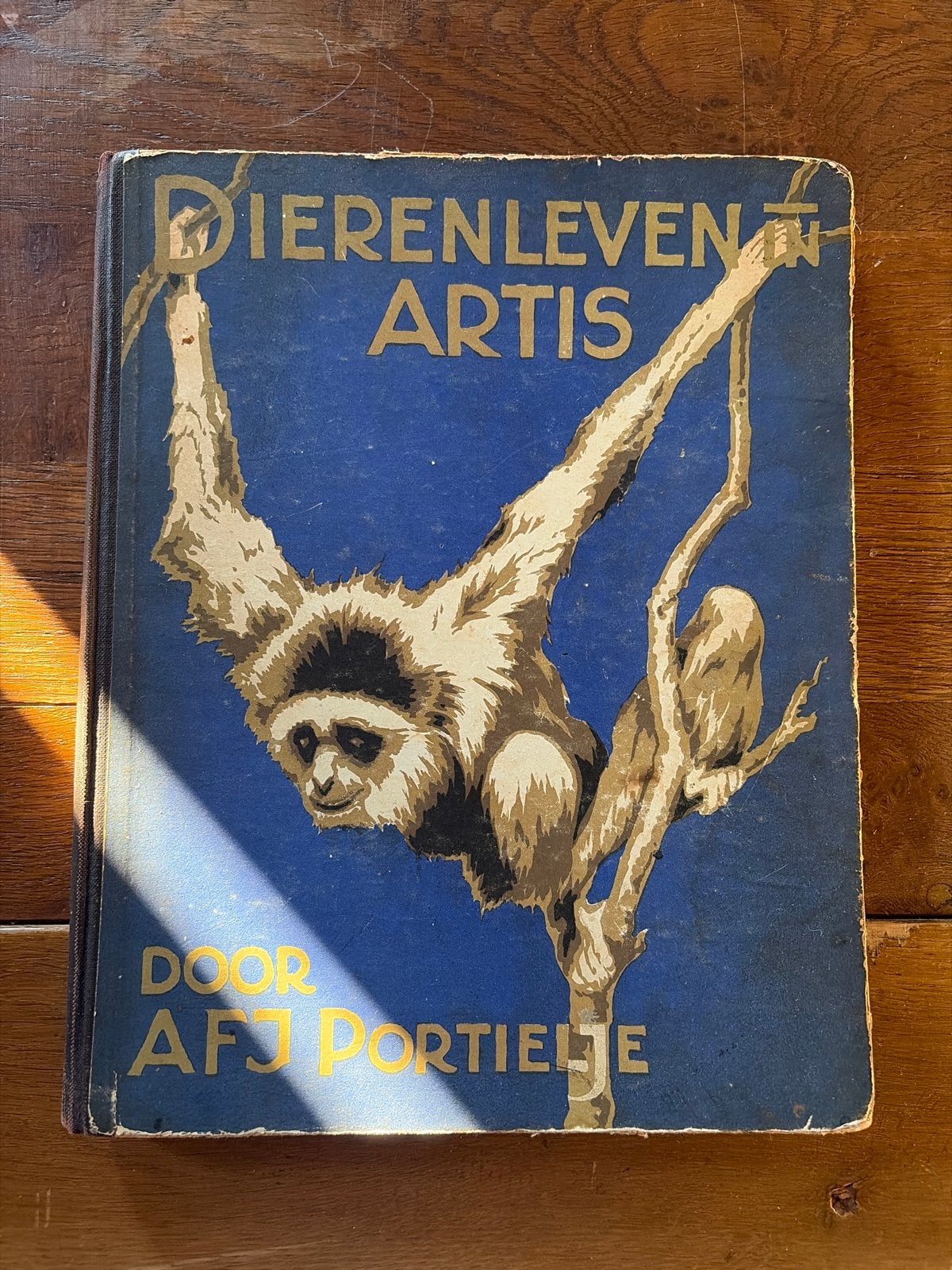Dierenleven in Artis - A.F.J. Portielje (1938), Ophalen of Verzenden, Gelezen, Natuur algemeen