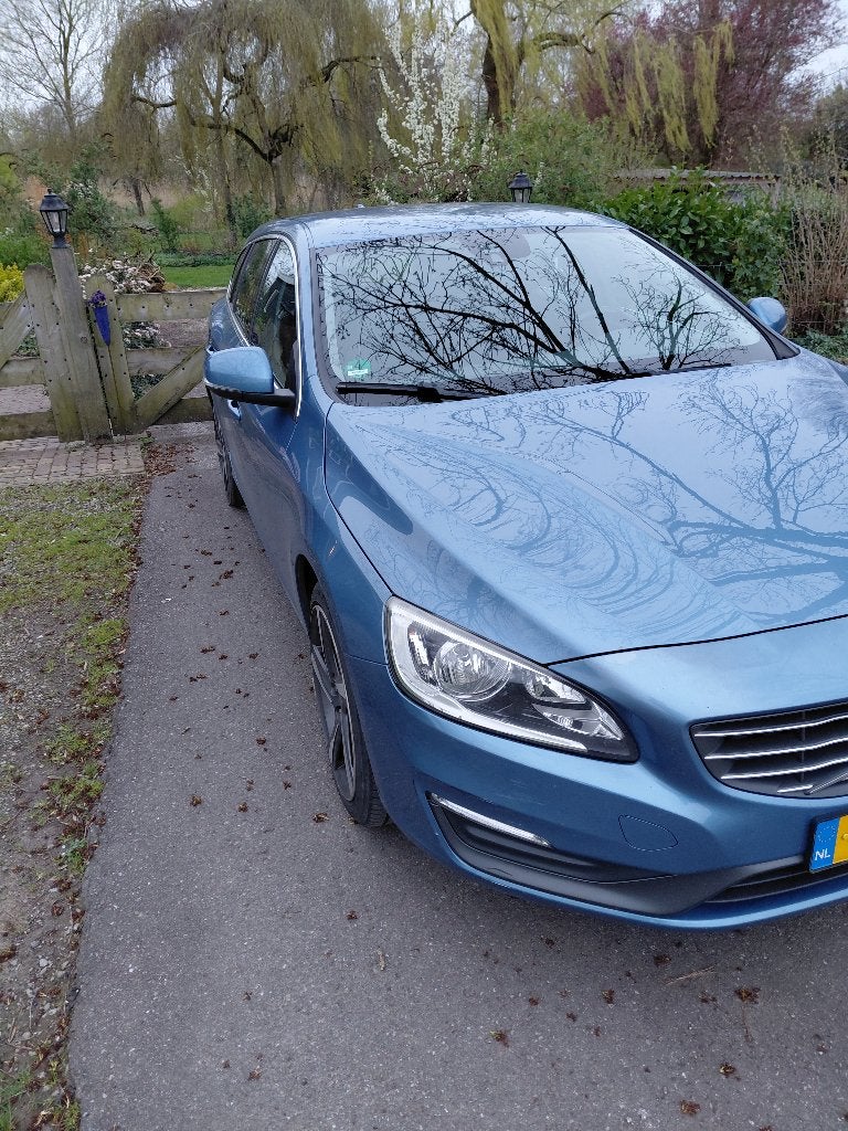 Volvo V60 D4 181pk Start/stop Geartronic 2014 Blauw, Auto's, Volvo, 1502 kg, 1800 kg, 4 cilinders, Blauw