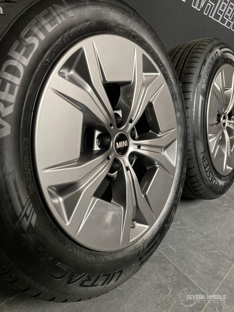 17” originele Mini Countryman U25 / BMW X1 U11 velgen banden, Gebruikt, -, -, Banden en Velgen