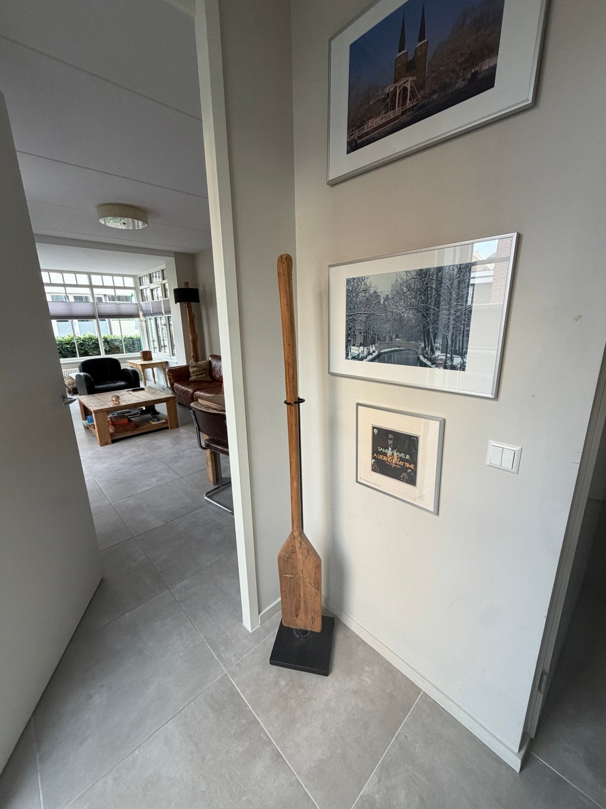 Decoratieve Houten Roeispaan op Zware Metalen Voet, Antiek en Kunst, Ophalen, Handgemaakt, 1 meter - 2 meter, Beeld