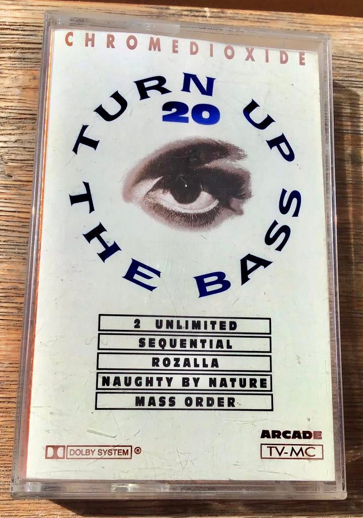 TURN UP THE BASS 20 CASSETTEBANDJE, Gebruikt, 1 bandje, Ophalen of Verzenden, Origineel