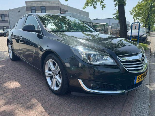 Opel Insignia 2.0 CDTI 140pk EcoFLEX Cosmo Airco/ECC,Navi,Ca, Euro 5, Beige, 4 cilinders, Zwart