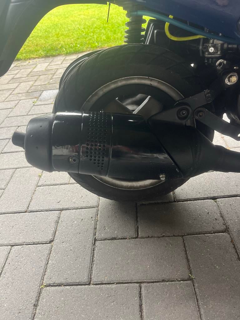 Leovince touring uitlaat voor Piaggio scooters, Ophalen of Verzenden, Gebruikt, Uitlaat, Piaggio