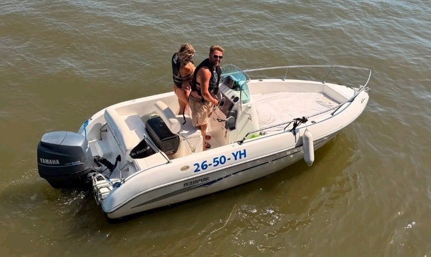 Aquamar 17 Console 100pk met trailer, Watersport en Boten, Vis- en Consoleboten, 70 pk of meer, Overige merken, Gebruikt, Ophalen of Verzenden