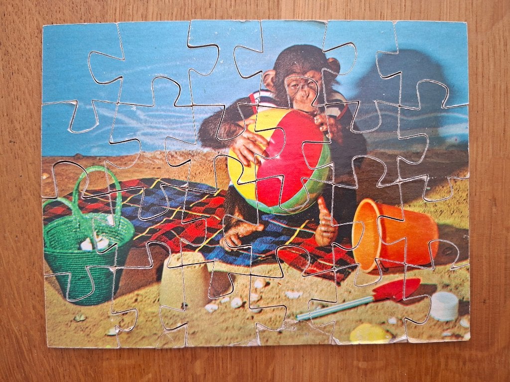 Puzzel - Aap op strand., Kinderen en Baby's, Speelgoed | Kinderpuzzels, 2 tot 4 jaar, Gebruikt, 10 tot 50 stukjes, Ophalen of Verzenden