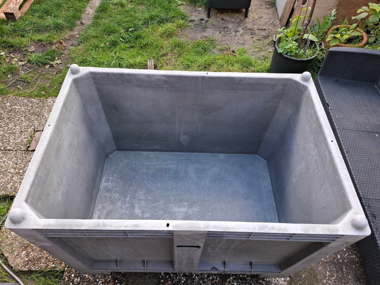 Palletbox op wielen, Ophalen, Gebruikt