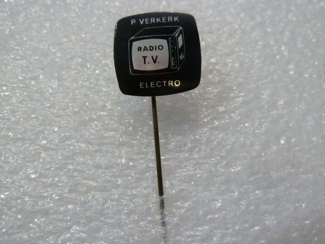Vintage P. Verkerk Radio T.V. Electro Speldje, Verzamelen, Ophalen of Verzenden, Gebruikt, Overige onderwerpen, Speldje of Pin