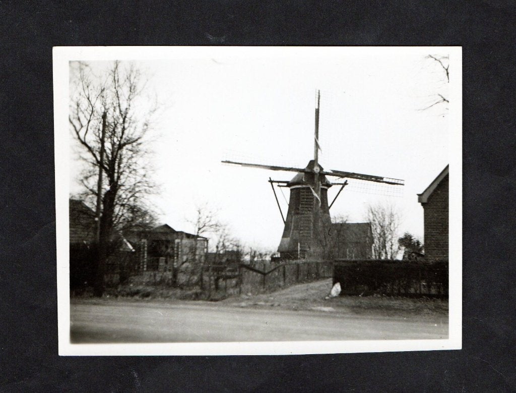 Foto Nieuw-Dordrecht Korenmolen Jaren 50., Verzamelen, Foto's en Prenten, Foto, Ophalen of Verzenden, Zo goed als nieuw, 1940 tot 1960