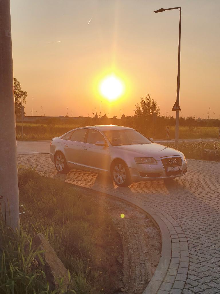 Audi A6 4.2l V8 2006 sedan, Automaat, 330 pk, Leder, 1900 kg