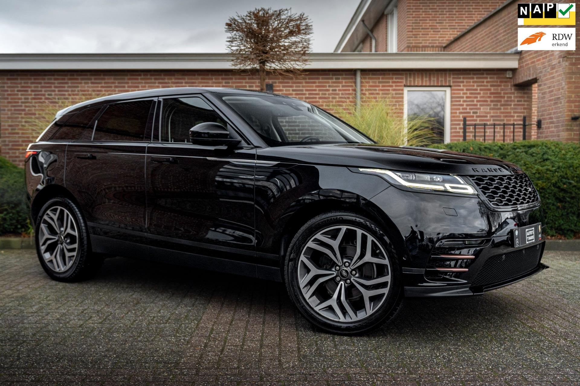Land Rover Range Rover Velar 2.0 Turbo 250 PK 1e eigenaar AW, Dealer onderhouden, Gebruikt, 4 cilinders, Automatische klimaatregeling