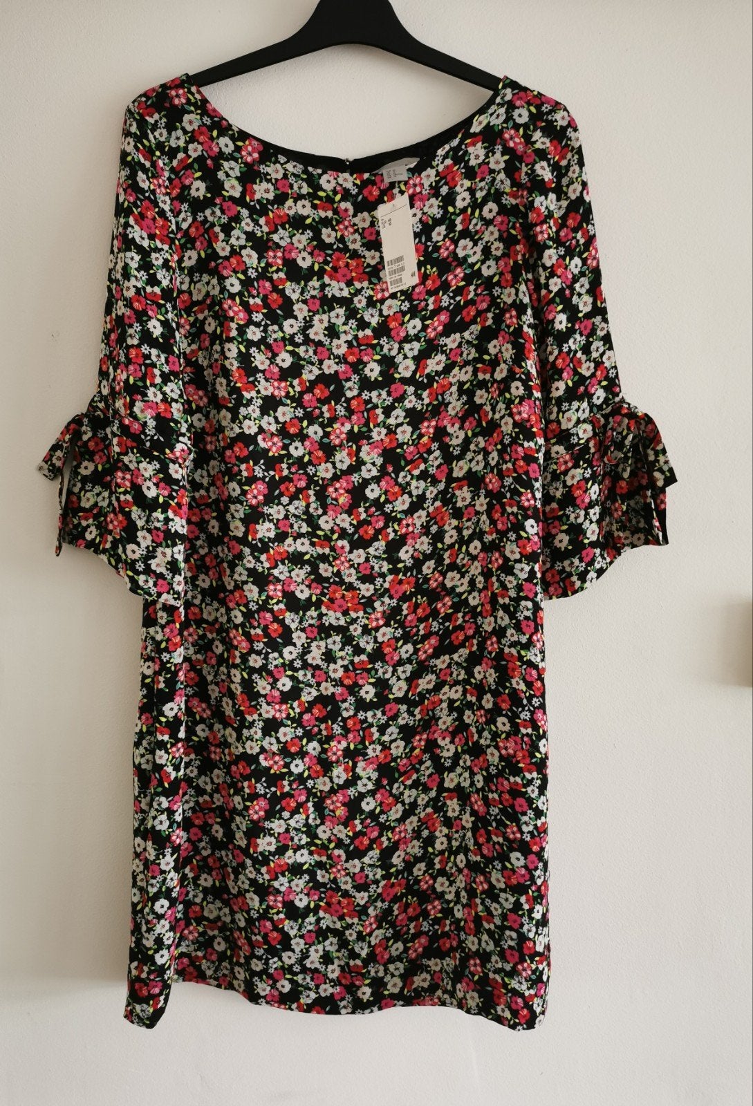 H&M jurk met bloemenprint mt. 40, Maat 38/40 (M), H&M, Nieuw, Boven de knie