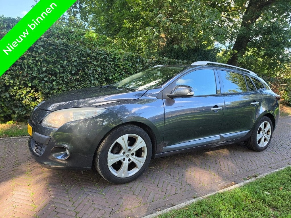 Renault Mégane Estate 1.4 TCe Expression (bj 2010), Auto's, Gebruikt, 4 cilinders, Automatische klimaatregeling, Handgeschakeld
