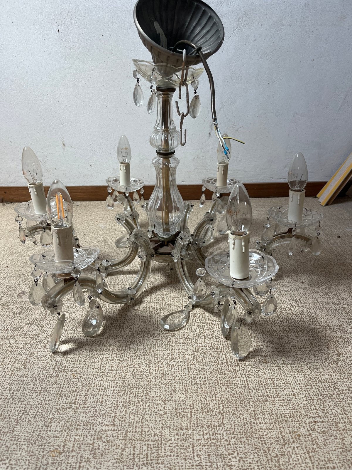Antieke Kroonluchter met Zes Lampen - Klassieke Elegantie, Huis en Inrichting, Lampen | Kroonluchters, Ophalen of Verzenden, Gebruikt