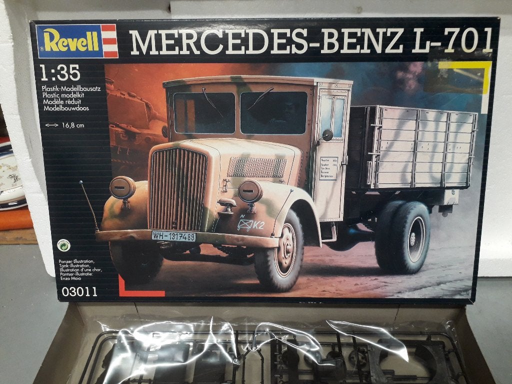 REVELL WW 2 MERCEDES BENZ L-701 LEGERTRUCK NIEUW in DOOS, Nieuw, Ophalen of Verzenden, Truck, 1:32 tot 1:50