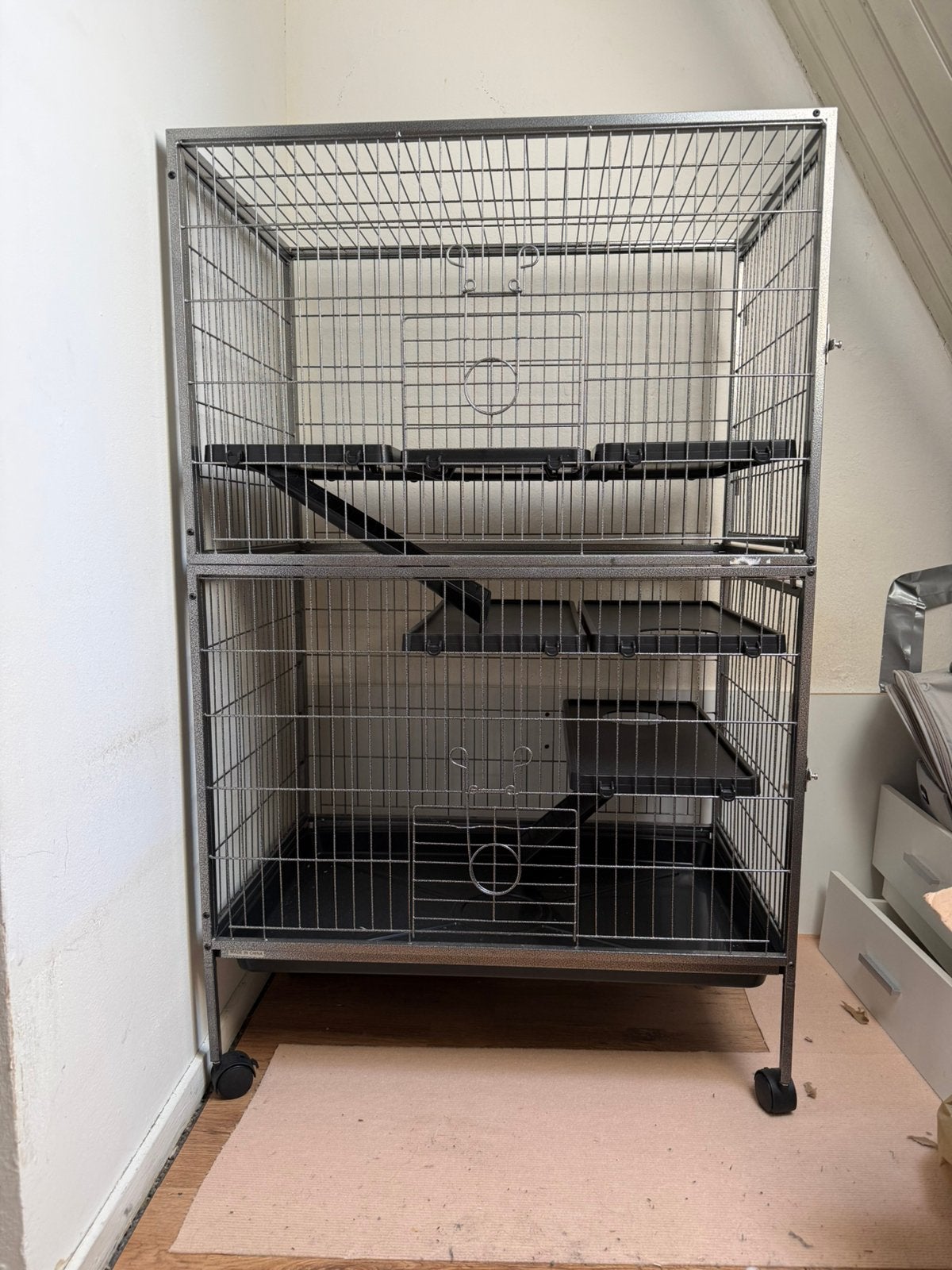 Small animal cage with hammock, Ophalen of Verzenden, Zo goed als nieuw, Metaal, Vogelkooi