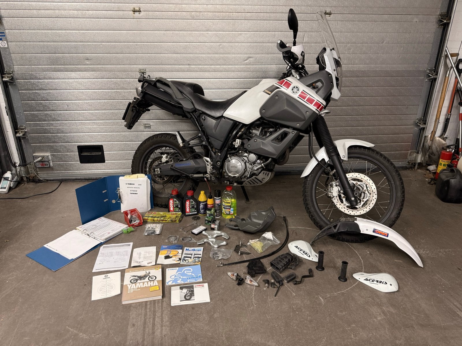 Yamaha XT660Z Tenere - Avontuurlijke Enduro Motor, Particulier, Meer dan 35 kW, Minimaal motorrijbewijs A2, Handgeschakeld