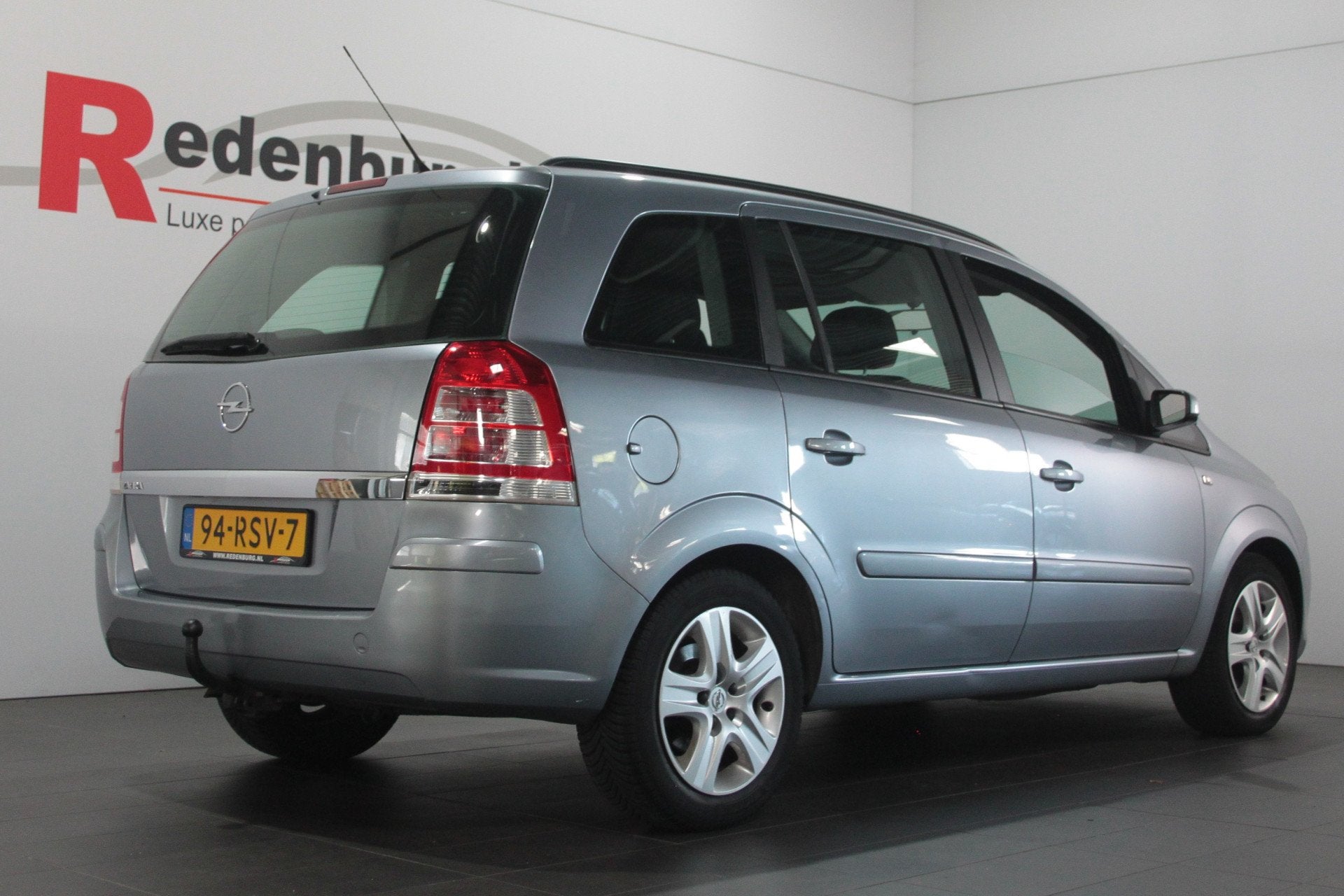 Opel Zafira 1.6 Essentia - 7 pers. - Radio cd / Cruise / Stu, Auto's, Opel, Voorwielaandrijving, Gebruikt, 4 cilinders, 14 km/l