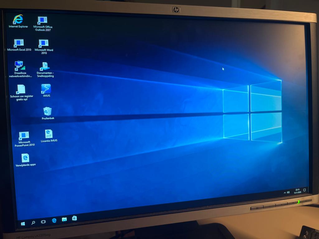 HP Compaq LA2205wg Monitor - Goede staat, Computers en Software, Monitoren, In hoogte verstelbaar, Ophalen of Verzenden, Zo goed als nieuw