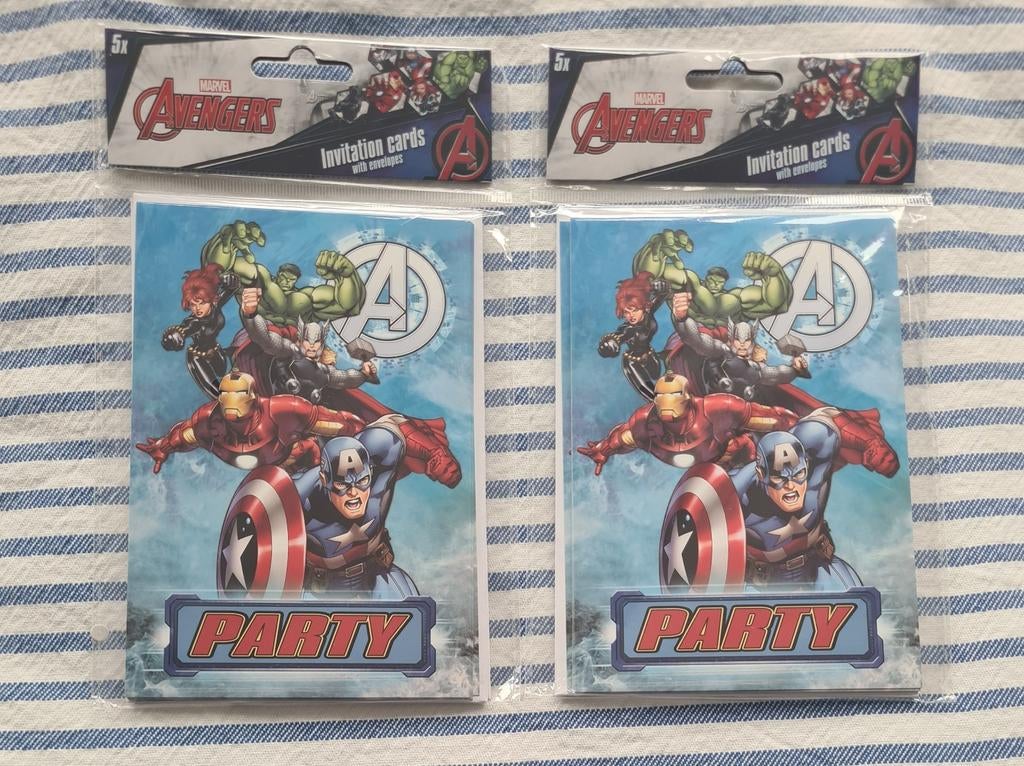 10 uitnodigingen van Avengers NIEUW, Hobby en Vrije tijd, Feestartikelen, Nieuw, Feestartikel, Verjaardag, Ophalen of Verzenden