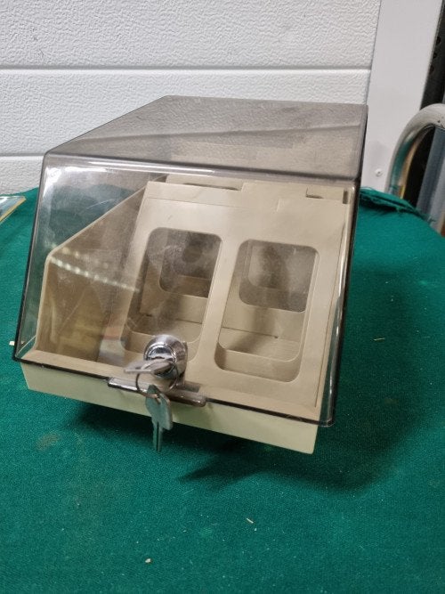 floppi box vintage met sleutels, Ophalen of Verzenden