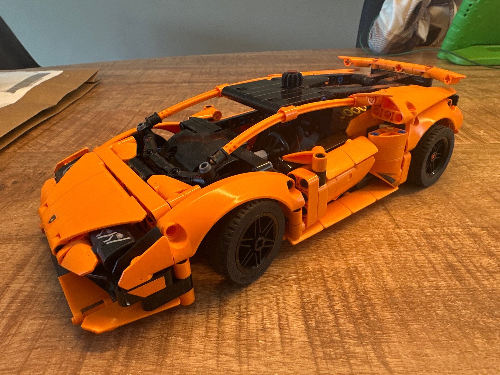 LEGO Technic Lamborghini Huracán Tecnica 42196 Oranje, Ophalen of Verzenden, Zo goed als nieuw