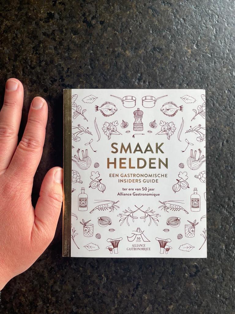 Smaakhelden: Een Gastronomische Insiders Guide, Boeken, Kookboeken, Hoofdgerechten, Ophalen of Verzenden, Zo goed als nieuw, Nederland en België