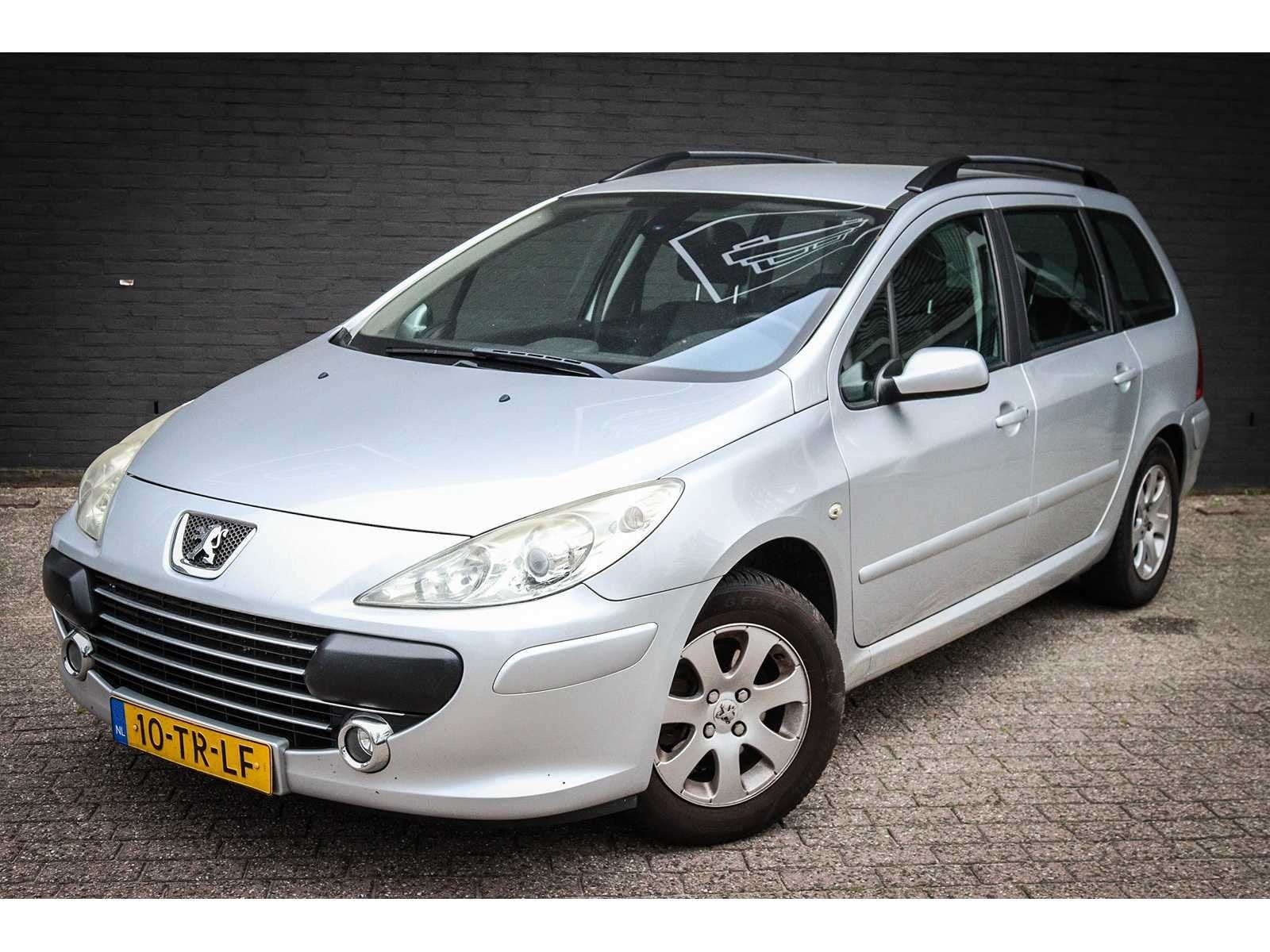 Peugeot 307 Break 1.6 16V Premium 10-TR-LF, Gebruikt, 4 cilinders, Handgeschakeld, 1587 cc