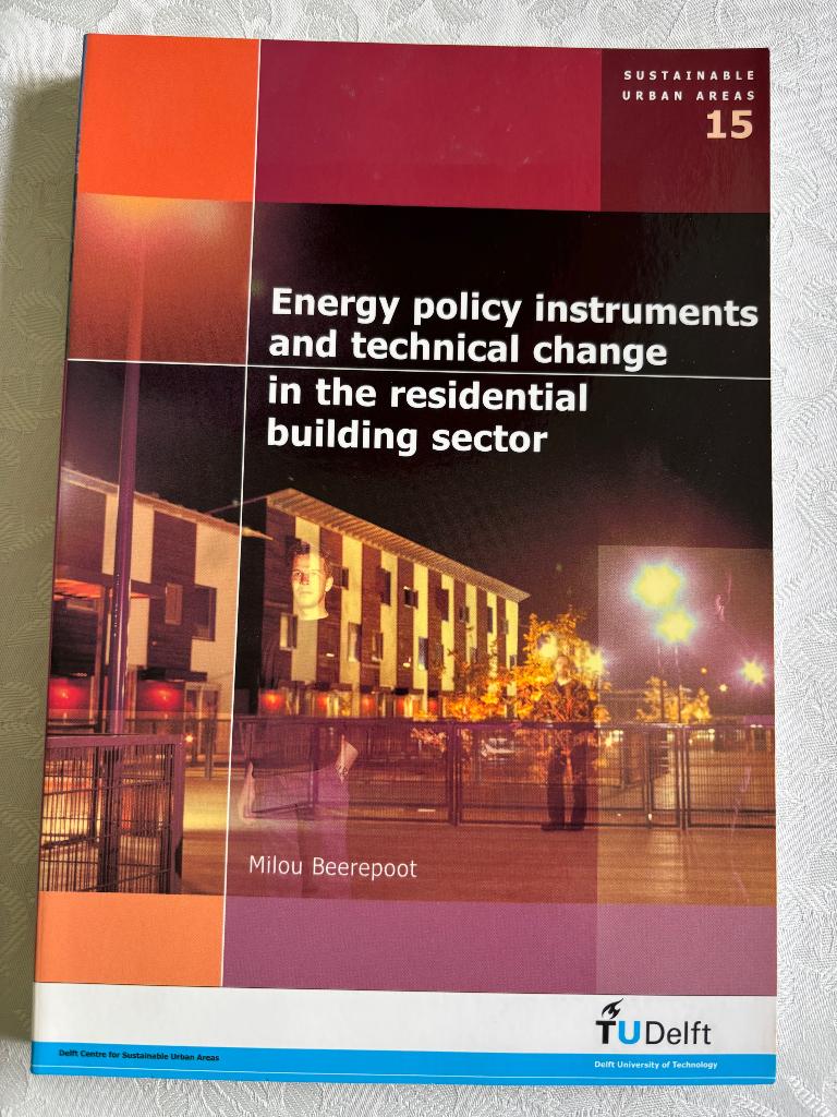 Energy policy instruments and technical change, Ophalen, Overige wetenschappen, W.M.C. Beerepoot, Zo goed als nieuw