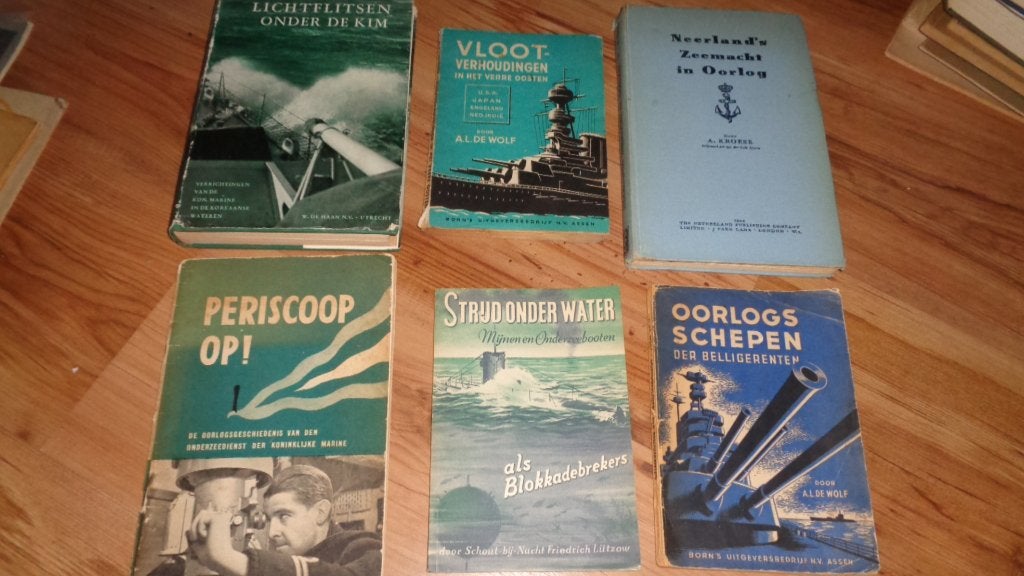set oorlog wo2 marine onderzeeboot duikboot koopje 19 euro, Verzamelen, Militaria | Tweede Wereldoorlog, Marine, Boek of Tijdschrift
