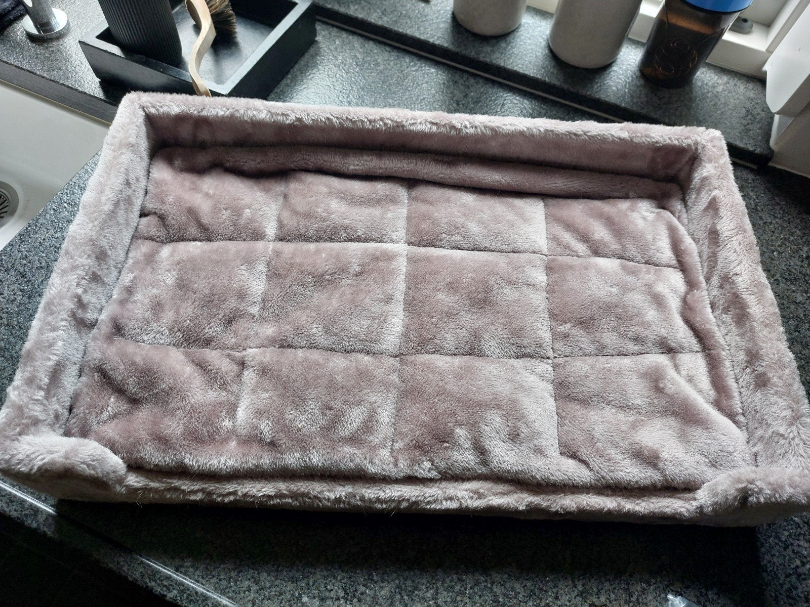 Petrebels ligplateau mand lounge cappuccino kleur, Ophalen of Verzenden, Nieuw, Pluche