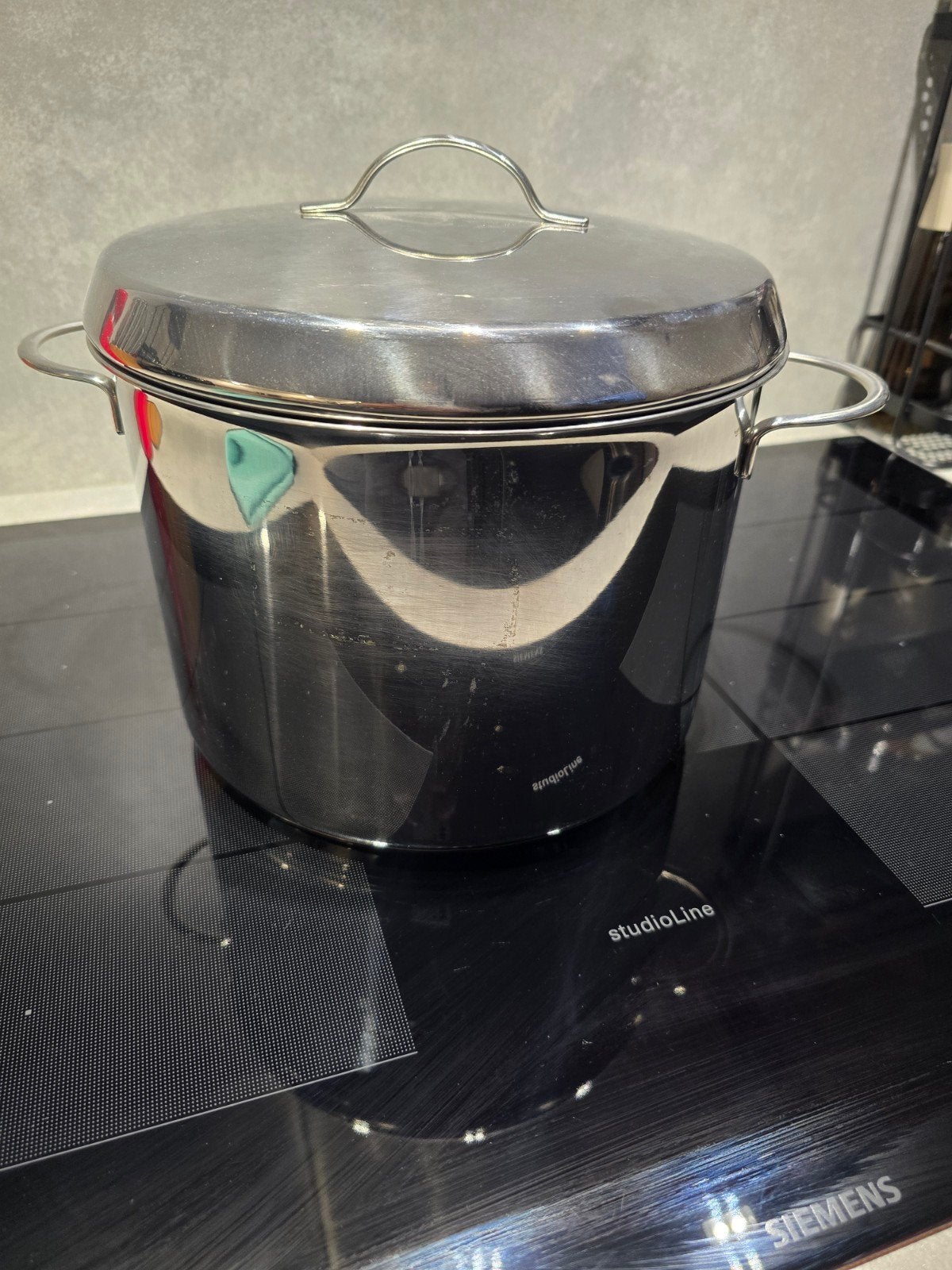 Simens pan 8 liter - RVS kookpan met deksel, Gebruikt, Met deksel, Ophalen of Verzenden, Rvs