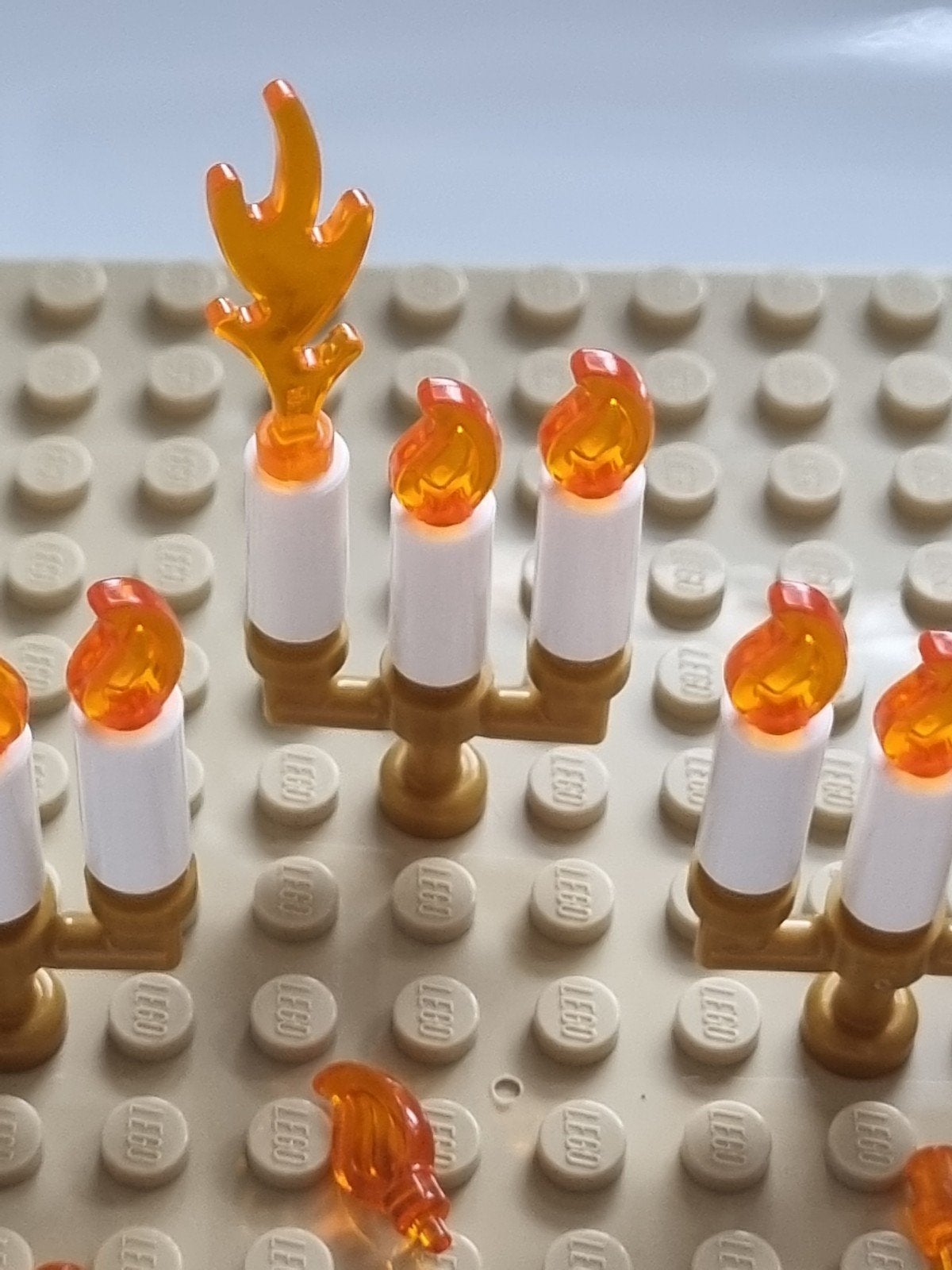 5 nieuwe lego kandelaren van goud met 3 witte kaarsen, Ophalen, Overige thema's, Lego, Nieuw