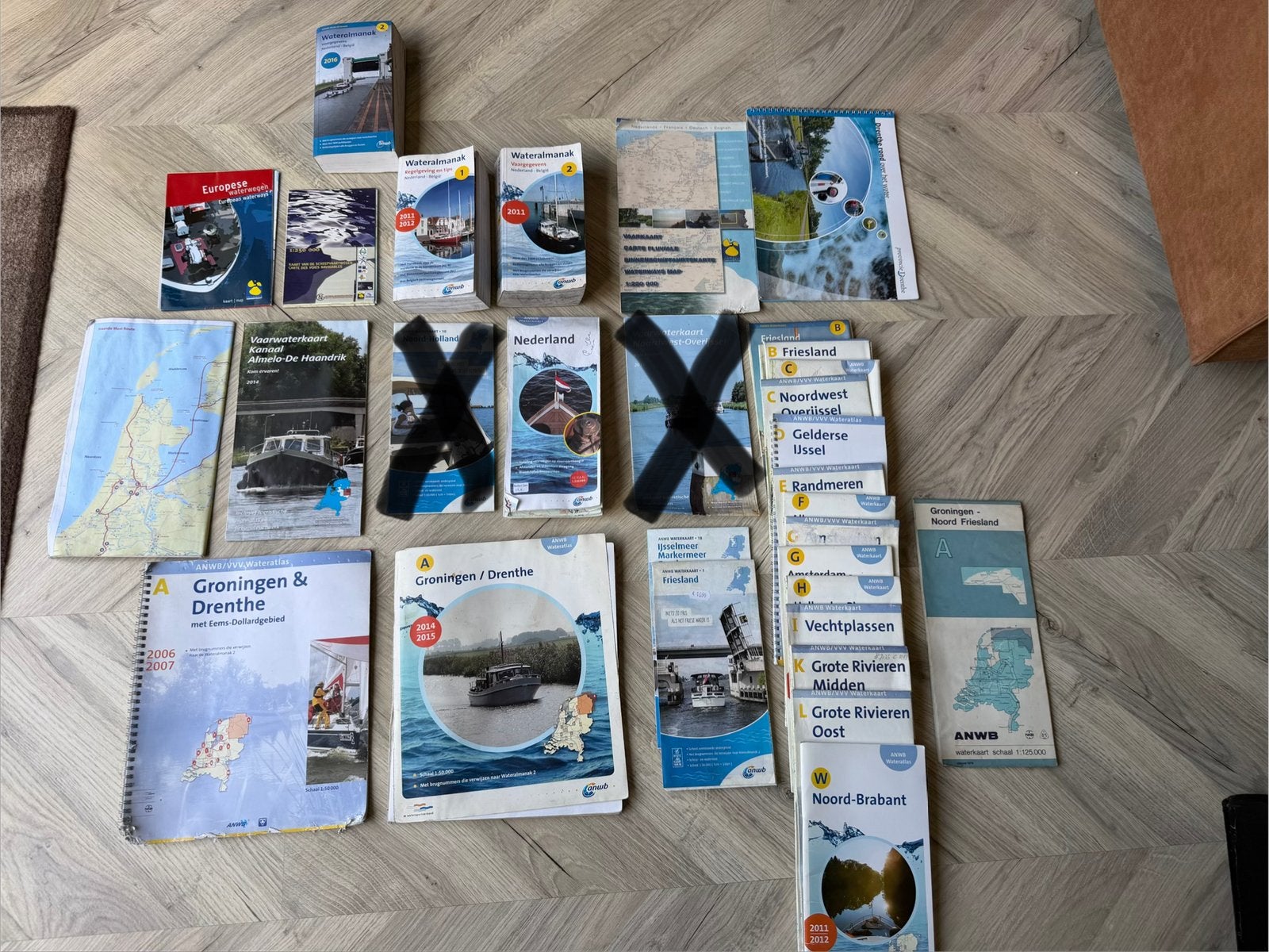 Diverse waterkaarten, wateralmenaks en andere kaarten, Ophalen of Verzenden, Gebruikt