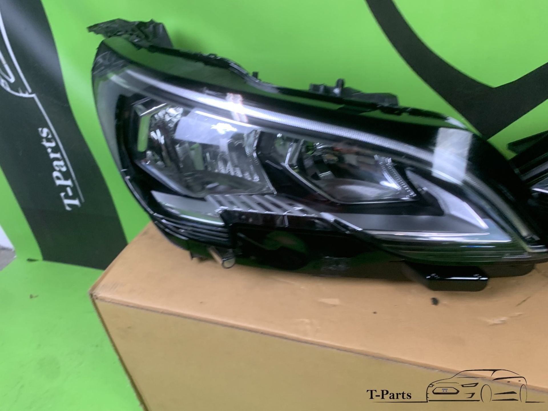 peugeot 3008 5008 koplamp links rechts 9810478080 9810478081, Info@fabrikant.eu, Fabrikant BV, Nieuw, Ophalen of Verzenden