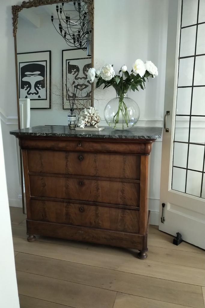 Prachtige wortelnoten houten dressoir/kast/commode marmer, Ophalen of Verzenden