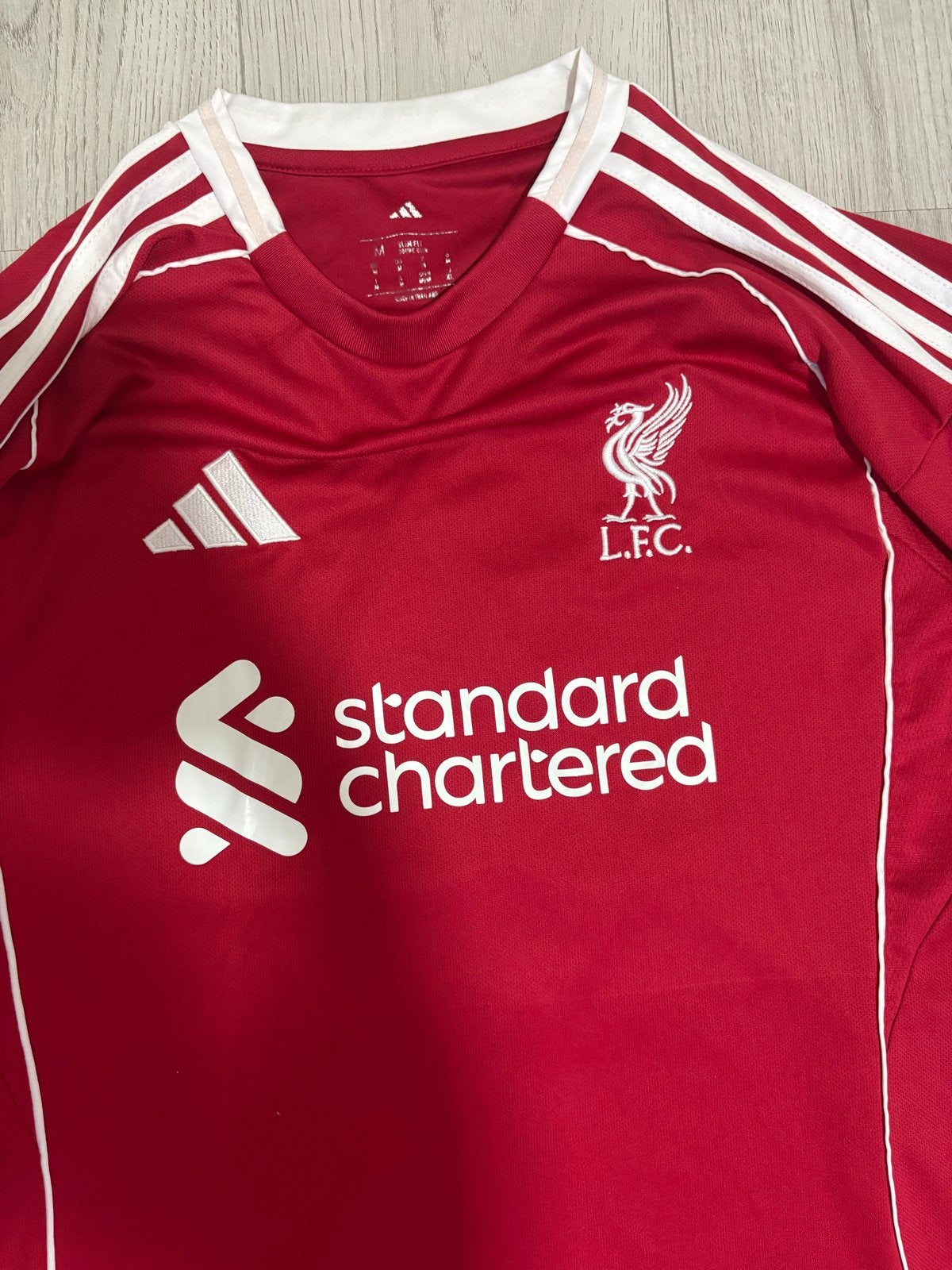Liverpool thuisshirt M. Salah 11 - Maat M, Maat 38/40 (M), Overige typen, Ophalen of Verzenden, Zo goed als nieuw
