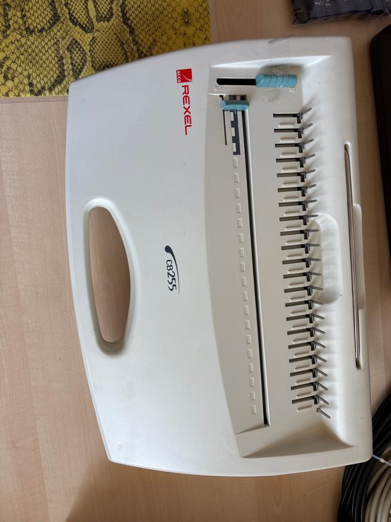 Rexel CB255 Bindmachine met toebehoren, Diversen, Ophalen of Verzenden, Zo goed als nieuw