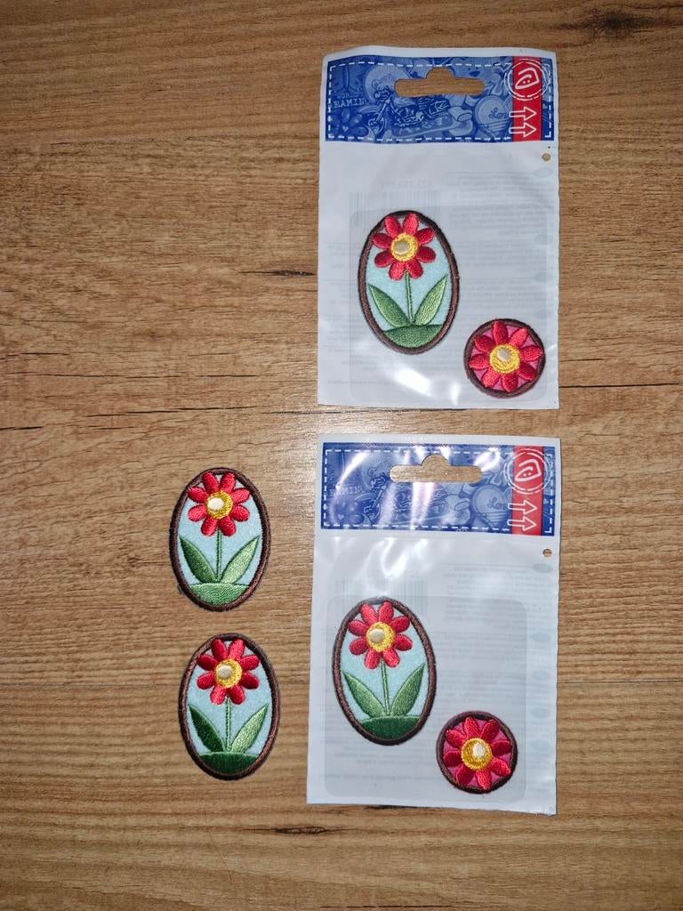 Strijkapplicaties Bloemen Patch - Set van 4, Hobby en Vrije tijd, Kledingapplicaties en Hotfix, Ophalen of Verzenden, Nieuw, Overige applicaties